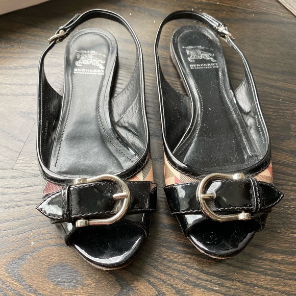 Burberry Slingback Sandals (Flats) - Picture 1 of 5
